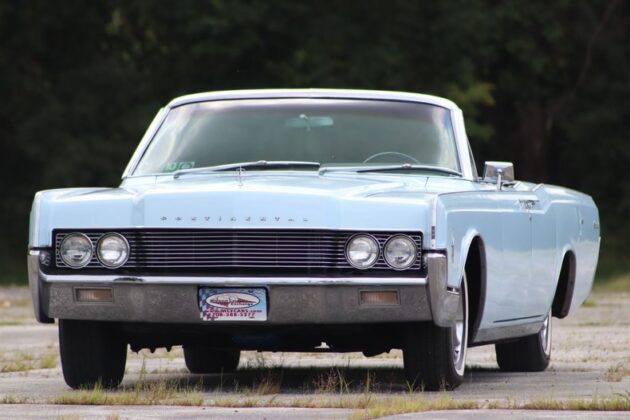 1966 Lincoln Continental 8-462 Engine
