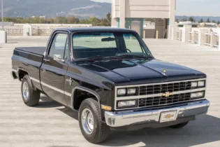 1984 Chevy C10 5.7L V8 Engine VIN L Calif Emissions