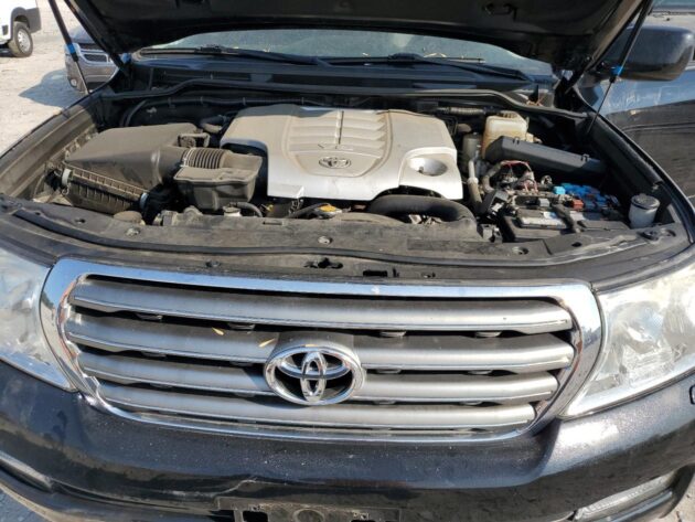 2010 Toyota Land Cruiser 5.7L 4x4 Auto Transmission - Used