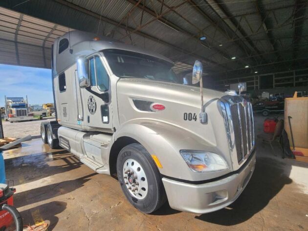 2012 Peterbilt 587 14.9L L6 Diesel Engine MT