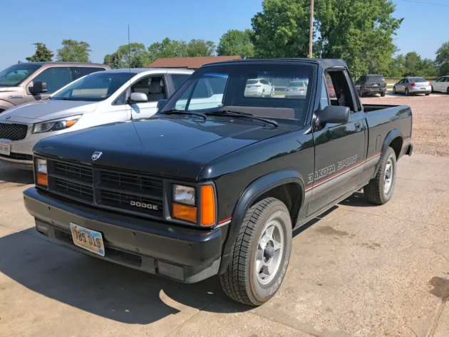 Used 1989 Dodge Dakota 3-Speed AT Transmission 4x2