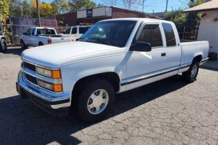 Used 1994 Chevy Truck 1500 Engine – V8 5.7L