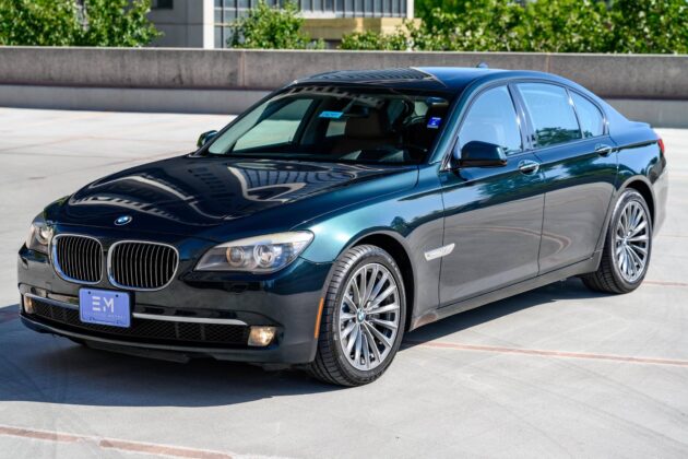 Used 2011 BMW 750i 6-Speed Transmission RWD, 4.4L Twin-Turbo