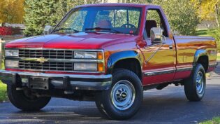 1991 Chevy 2500 5-Speed MT Transmission 4x4