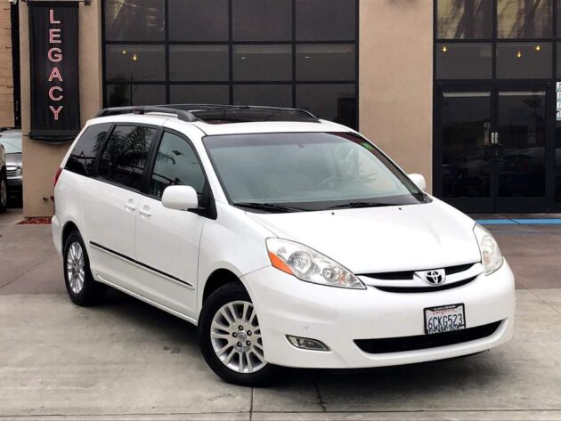 2008 Toyota Sienna FWD Automatic Transmission