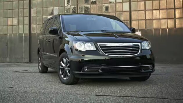 2016 Chrysler Town and Country Engine Used 3.6L