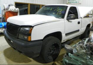 Used 2005 Chevy Silverado 1500 4x4 AT Transmission 4.3L