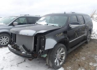 Used 2011 Cadillac Escalade EXT Transmission 6.2L 4WD