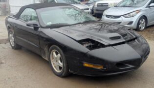 1996 Pontiac Firebird 6-Speed Manual Transmission