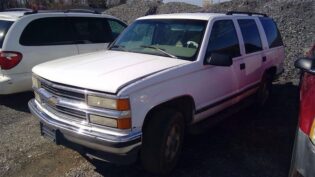 Used 1998 Chevy 1500 Truck Engine 5.7L VIN R (8-350)
